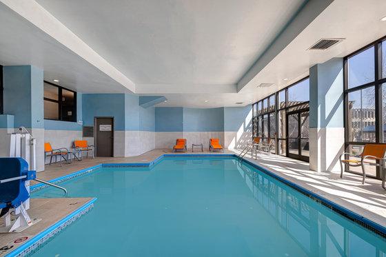 Holiday Inn Express & Suites Central Omaha By Ihg Kemudahan gambar
